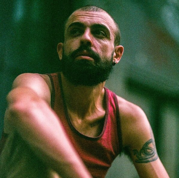 Photo of poet Alex Wells Shapiro